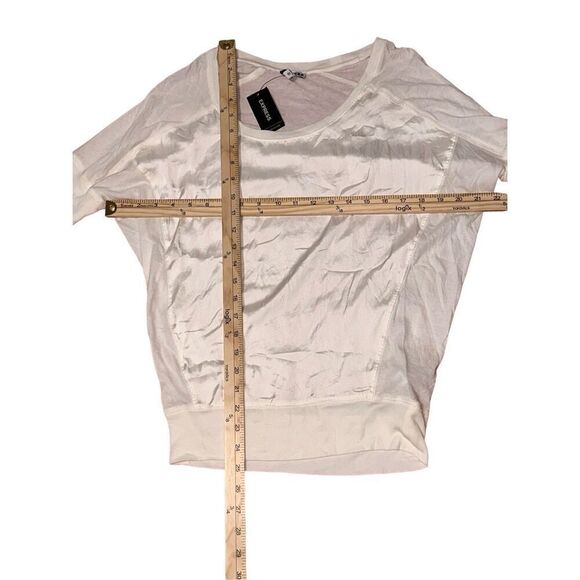 NEW WITH TAGS Express. Crewneck Women's off white cream colored Pullover Lightwe - Picture 6 of 6